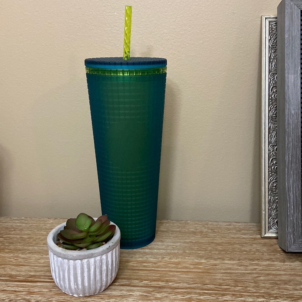 2022 green grid mt dew venti starbucks tumbler